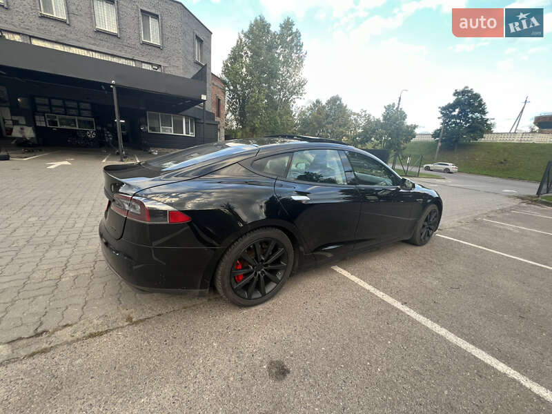 Ліфтбек Tesla Model S 2013 в Луцьку