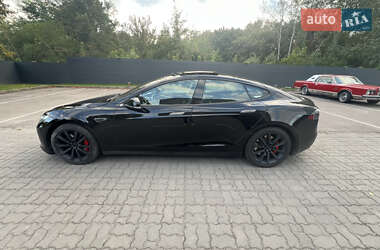 Лифтбек Tesla Model S 2013 в 