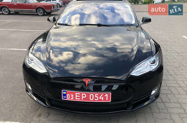 Лифтбек Tesla Model S 2013 в 