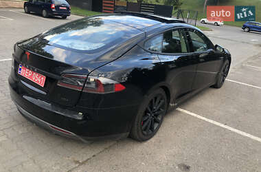 Лифтбек Tesla Model S 2013 в 