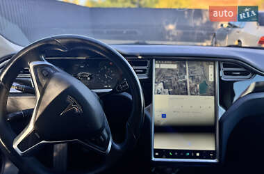 Лифтбек Tesla Model S 2014 в 