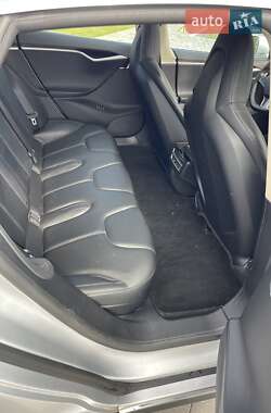 Лифтбек Tesla Model S 2014 в 