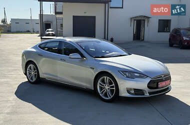 Tesla Model S 2013