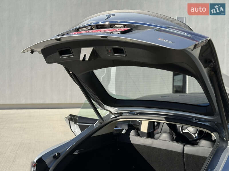 Лифтбек Tesla Model S 2013 в Луцке