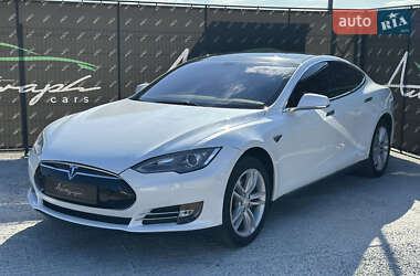 Tesla Model S 2013