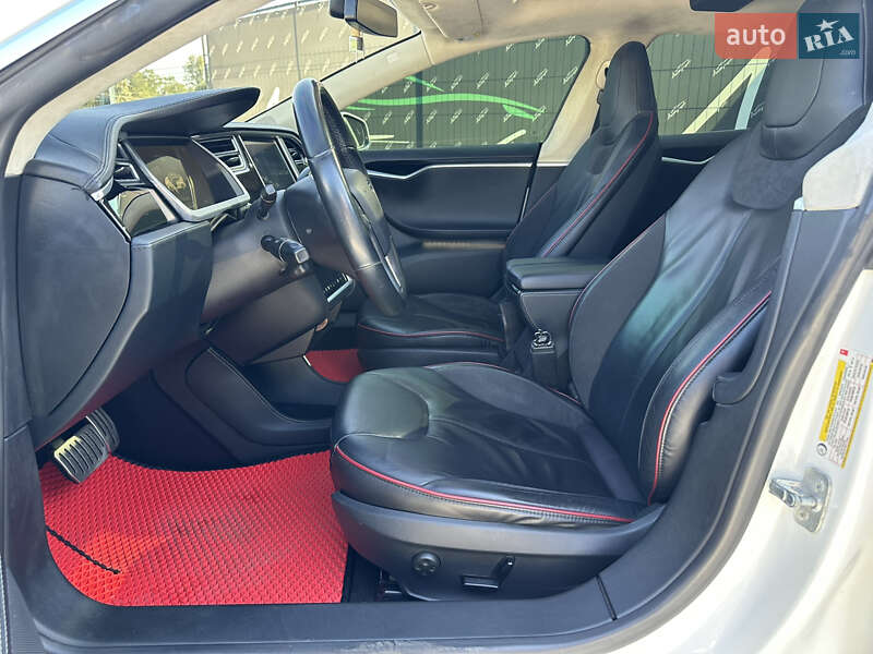 Лифтбек Tesla Model S 2013 в Киеве