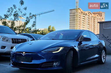 Tesla Model S 2017