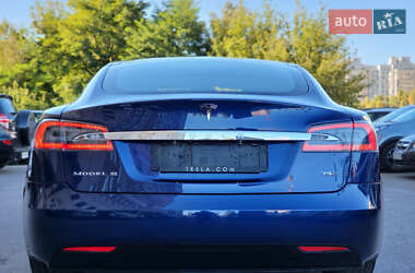 Лифтбек Tesla Model S 2017 в 
