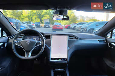 Лифтбек Tesla Model S 2017 в 