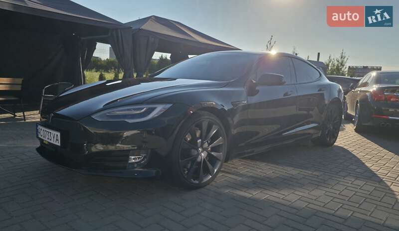 Лифтбек Tesla Model S 2020 в Ковеле