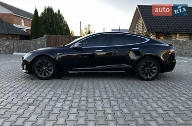 Ліфтбек Tesla Model S 2018 в 