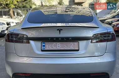 Лифтбек Tesla Model S 2017 в 