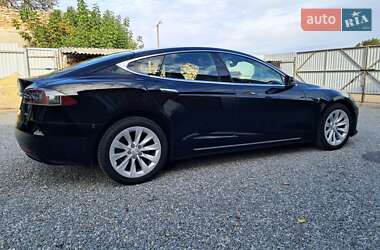 Лифтбек Tesla Model S 2017 в 