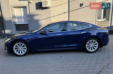Лифтбек Tesla Model S 2017 в 