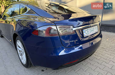 Лифтбек Tesla Model S 2017 в 