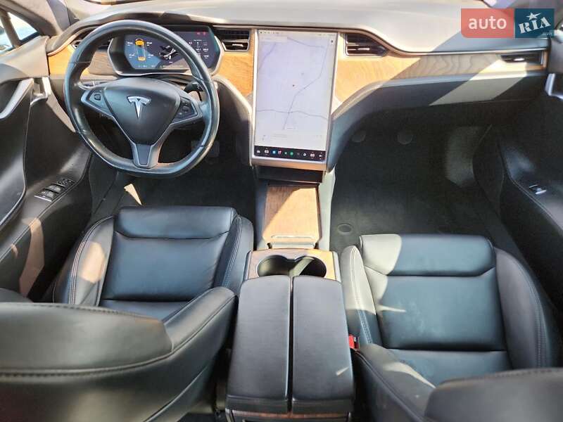 Лифтбек Tesla Model S 2020 в Ивано-Франковске