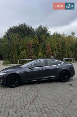 Ліфтбек Tesla Model S 2015 в 