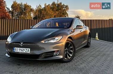 Tesla Model S 2016