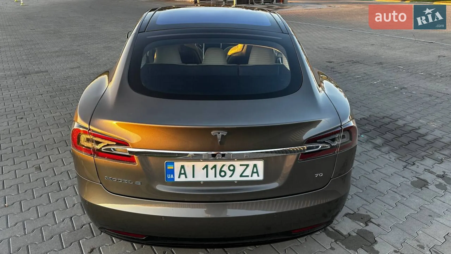 2016 Tesla Model S - мініатюра 10