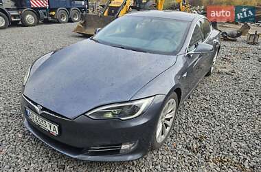 Tesla Model S 2017