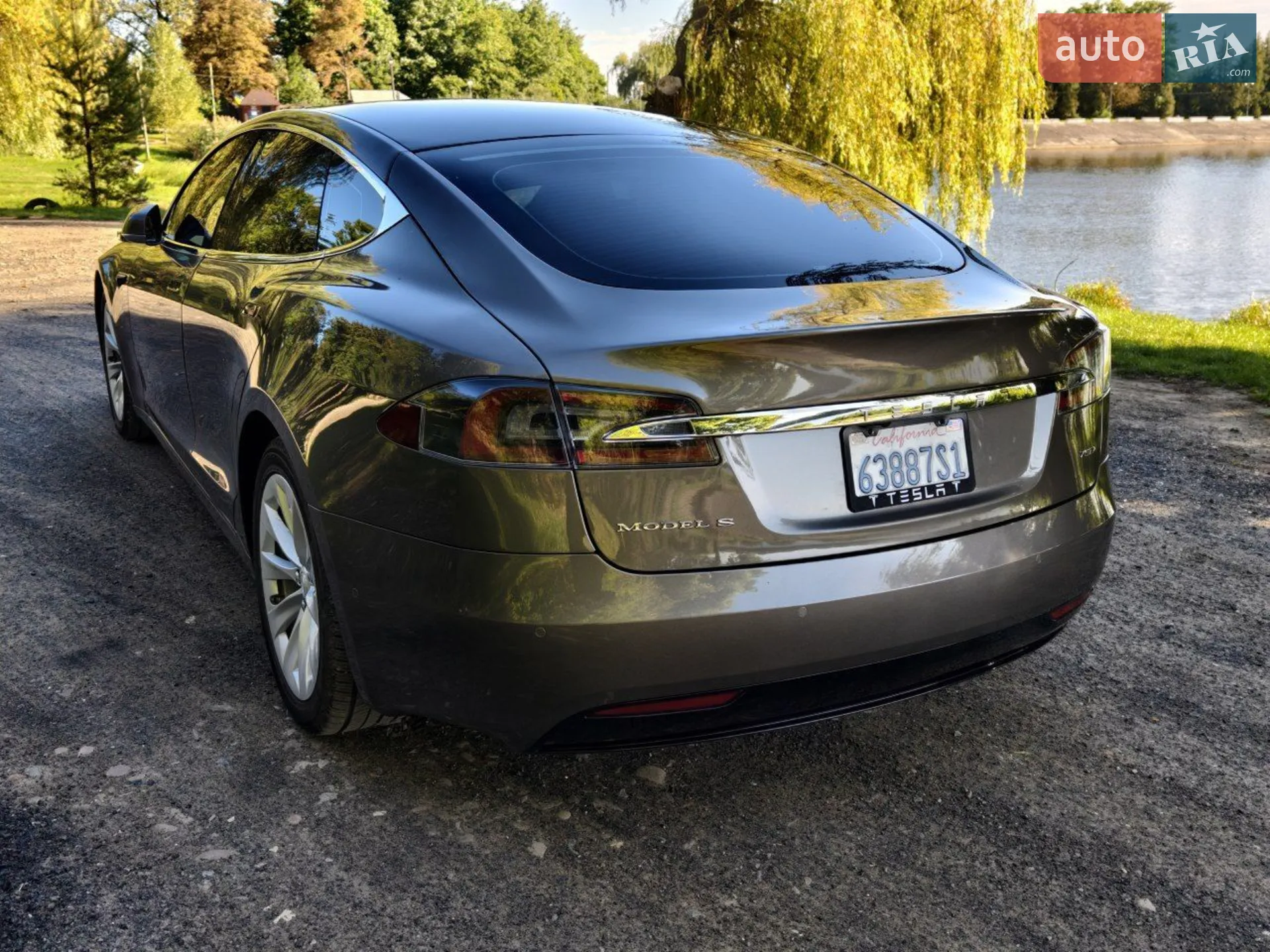 2016 Tesla Model S - мініатюра 6