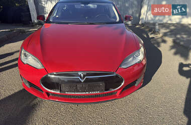 Tesla Model S 2013