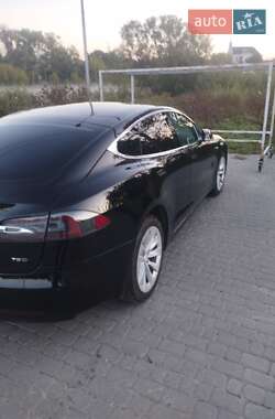 Ліфтбек Tesla Model S 2018 в Львові