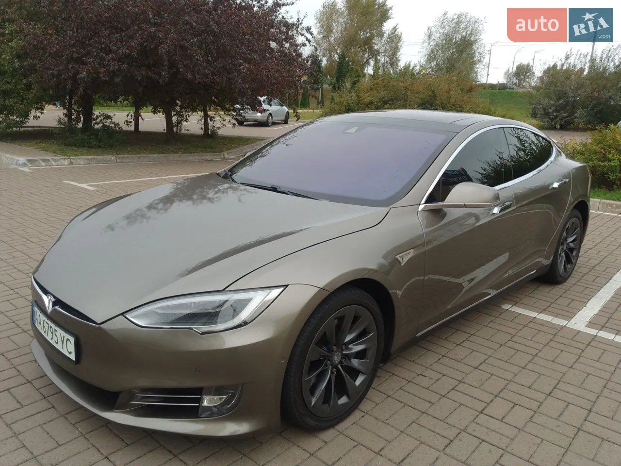 2016 Tesla Model S - мініатюра 27