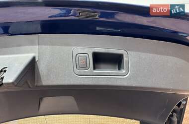 Ліфтбек Tesla Model S 2016 в 