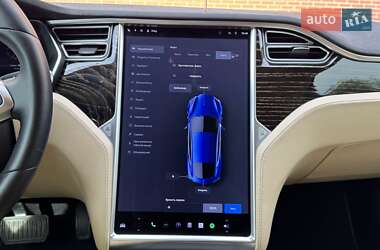 Ліфтбек Tesla Model S 2016 в 