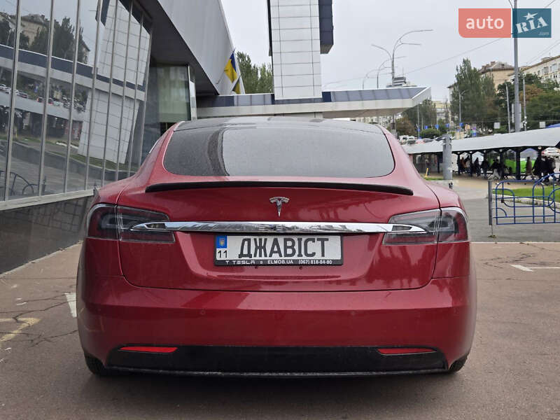 Ліфтбек Tesla Model S 2019 в Києві