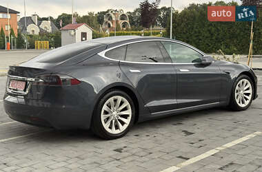 Лифтбек Tesla Model S 2017 в 