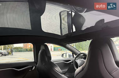 Лифтбек Tesla Model S 2017 в 