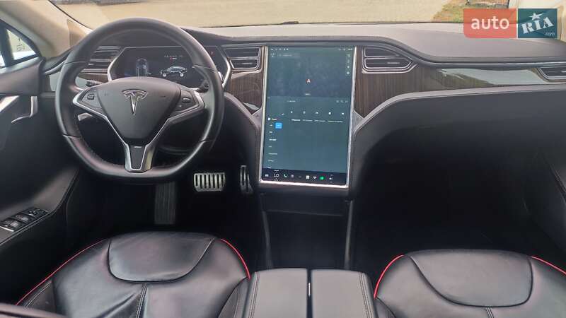 Лифтбек Tesla Model S 2014 в Житомире