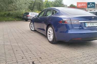 Ліфтбек Tesla Model S 2017 в 