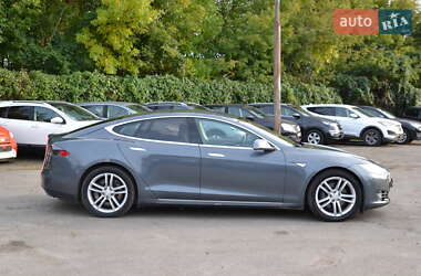 Ліфтбек Tesla Model S 2015 в 