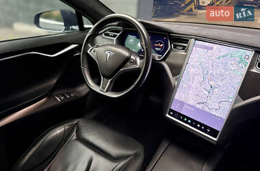 Лифтбек Tesla Model S 2016 в Харькове