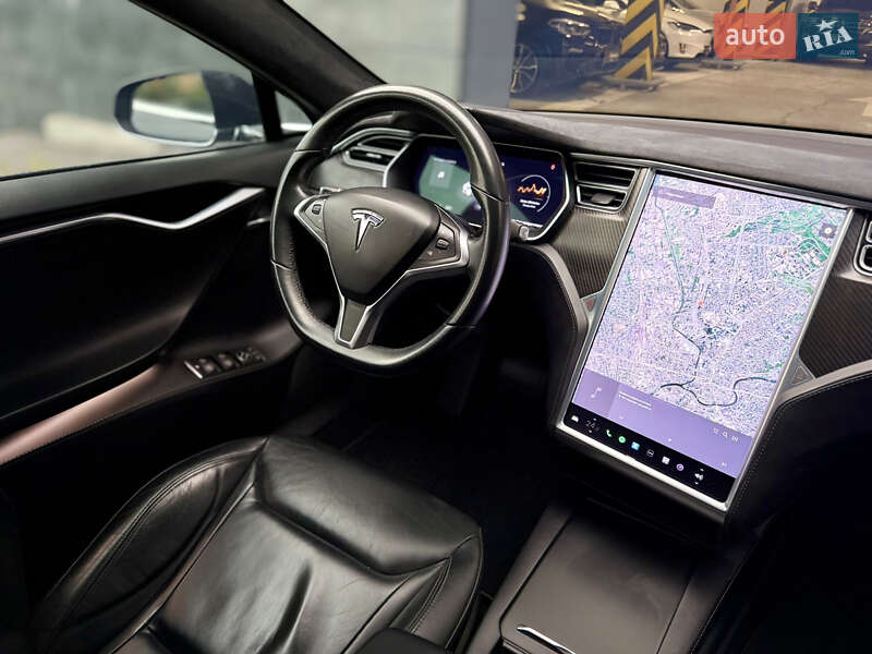 Лифтбек Tesla Model S 2016 в Харькове