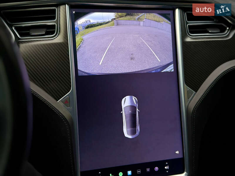 Лифтбек Tesla Model S 2016 в Харькове