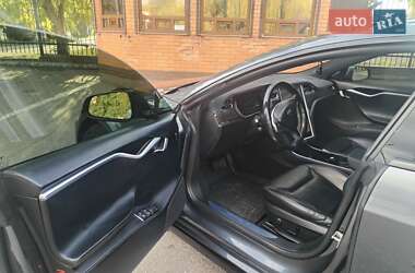 Лифтбек Tesla Model S 2016 в 