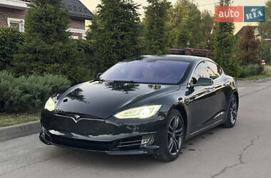 Tesla Model S 2012