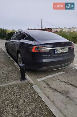 Лифтбек Tesla Model S 2014 в 