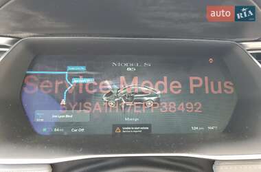 Лифтбек Tesla Model S 2014 в 