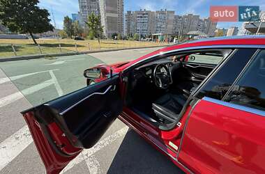 Лифтбек Tesla Model S 2016 в 