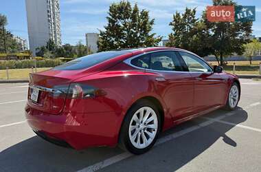 Лифтбек Tesla Model S 2016 в 