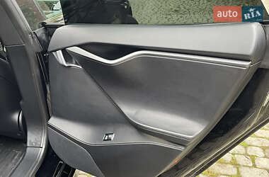 Ліфтбек Tesla Model S 2018 в 