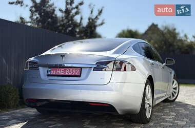 Лифтбек Tesla Model S 2017 в 