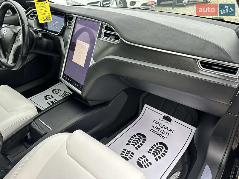 Ліфтбек Tesla Model S 2017 в Івано-Франківську фото 33 Ліфтбек Tesla Model S 2017 в Івано-Франківську