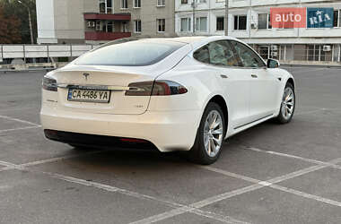 Ліфтбек Tesla Model S 2017 в 