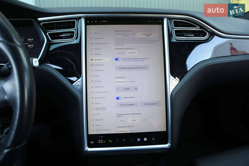 Ліфтбек Tesla Model S 2018 в Києві